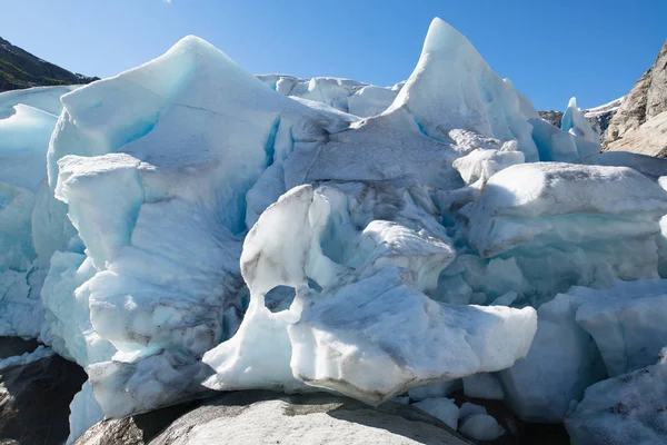 Manzaraya Nigardsbreen buzul Jostedalsbreen Milli Parkı, Norveç