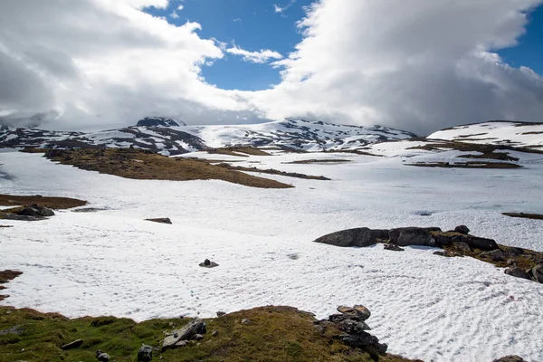 Strada Montagna Lungo Fiume Gaular Norvegia — Foto Stock