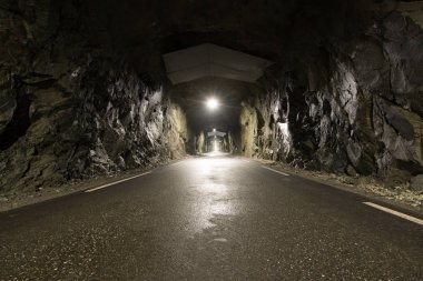 Gudvangen eyaletinde Bakka tüneli, Norveç