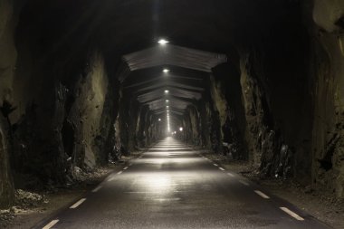 Gudvangen eyaletinde Bakka tüneli, Norveç
