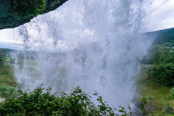 Wodospad Steindalsfossen Południowa Norwegia Latem — Zdjęcie stockowe