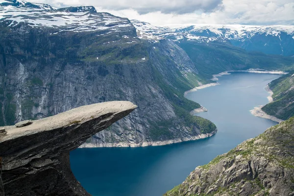 Het Zomer Zicht Trolltunga Cliff Trol Tong Odda — Stockfoto