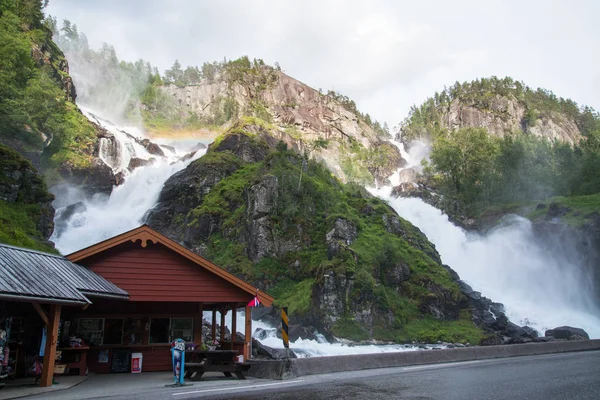 Vodopád Steindalsfossen Jižní Norsko Létě — Stock fotografie