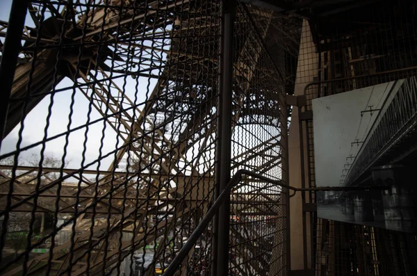 2014年1月頃 フランス パリの有名なエッフェル塔の眺め — ストック写真