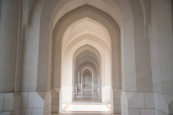 Interior Gran Mezquita Del Sultán Qaboos Mascate Omán — Foto de Stock