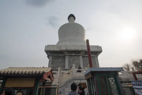 Pekin Chiny Circa Luty 2016 Biały Buddyjski Stupa Dagoba Beihai — Zdjęcie stockowe