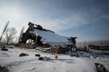 Oswiecim, Polonya-27 Ocak 2014-toplama kampında daraltılmış gaz odası Auschwitz Birkenau 27 Ocak 2014 Oswiecim 'de eski bir Nazi imha kampı