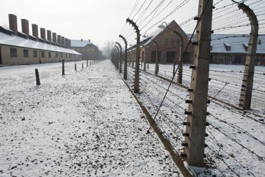 Oswiecim, Polonya-27 Ocak 2014-eski bir Nazi imha toplama kampı Auschwitz II, Avrupa 'nın en büyük 27 Ocak 2014 Oswiecim içinde