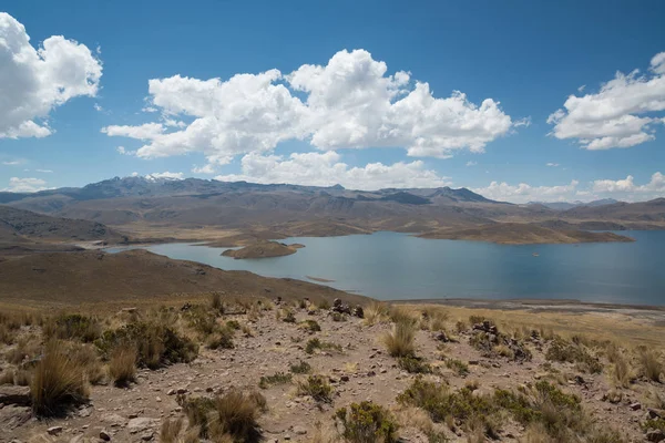 Lagunillas Στο Πούνο Περού 4413 Μέτρα Πάνω Από Στάθμη Της — Φωτογραφία Αρχείου