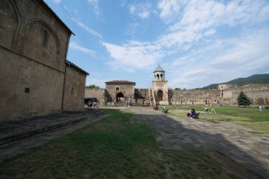 Mtskheta, Georgia, yaklaşık Eylül 2018: Mtskheta, Gürcistan'daki Svetitskhovel katedrali