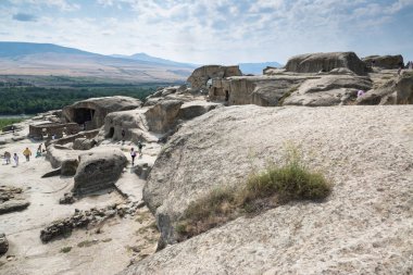 Uplistsikhe, Georgia, yaklaşık Eylül 2018: Uplistsikhe antik mağara kenti insanlar, Gürcistan 