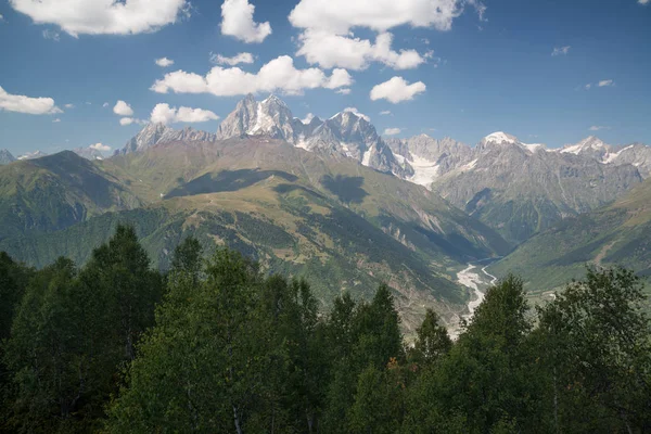 Hermosa Vista Cordillera Mestia Georgia —  Fotos de Stock