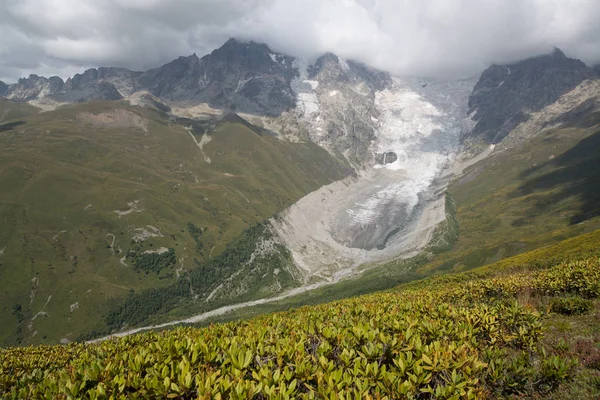 Vista Del Glaciar Adishi Svaneti Georgia —  Fotos de Stock