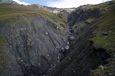 Stepantsminda (Kazbegi), Gürcistan bölgesindeki güzel doğa ve dağlar 