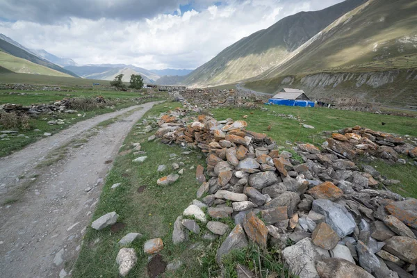 Bellissimo Paesaggio Con Villaggio Ketrisi Valle Truso Georgia — Foto Stock