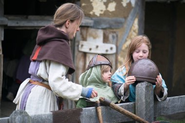 Foteviken, İsveç - Circa Haziran 2016: Foteviken İsveç'in güneyinde bulunan bir viking rezervasyon skansen açık hava müzesi