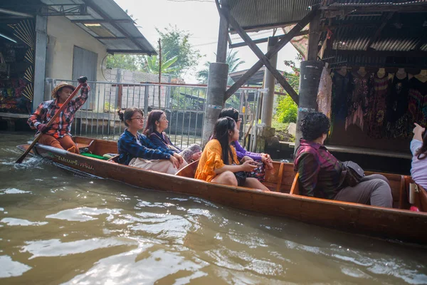 Damnoen Saduak Ταϊλάνδη Γύρω Στις 2016 Φεβρουαρίου Damnoen Saduak Πλωτή — Φωτογραφία Αρχείου