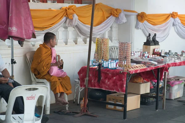 Tailandia Circa Febrero 2016 Monjes Templo Budista Tailandia —  Fotos de Stock