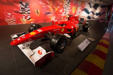 Dubai - 10 Haziran 2014 Abu Dabi Ferrari Dünya Tema Parkı