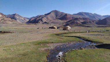 Tacikistan Pamir karayolu pshart vadisi