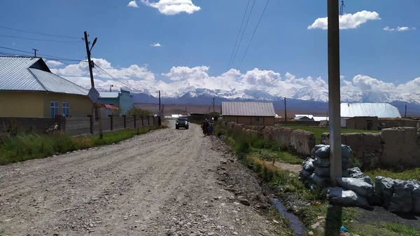 Памирское Шоссе Кыргызстане — стоковое фото