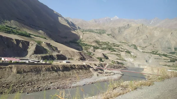 Widok Korytarz Wakhan Afganistanie Rzeką Wakhan Zaczerpany Autostrady Pamir Tadżykistanie — Zdjęcie stockowe