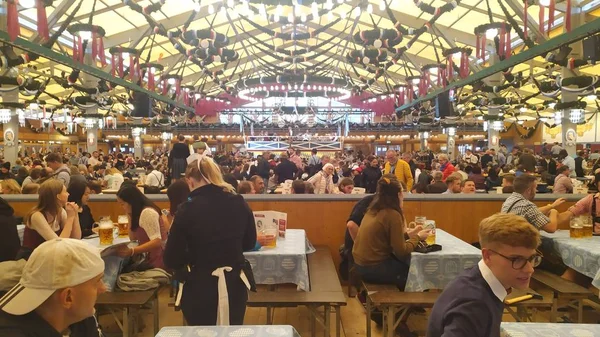 München Tyskland September 2019 Människor Från Hela Världen Oktoberfest 2019 — Stockfoto