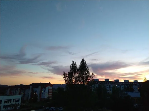 夕阳西下的夜景 — 图库照片