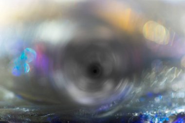 Uzay-zaman sürekliliğinde dalgalanma, soyut fantezi evreninde kara delik