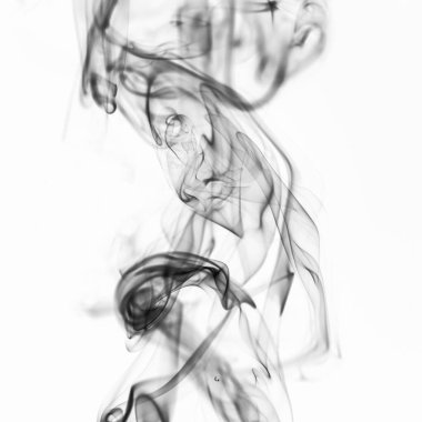 dumanı siyah arkaplanda