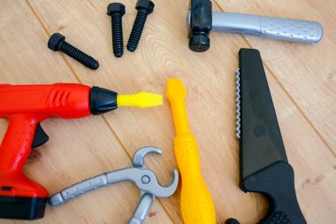 Oyuncaklar, tamir araçları, renkli