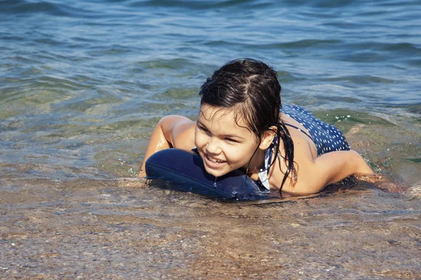 Asijská Dívka Pláži — Stock fotografie
