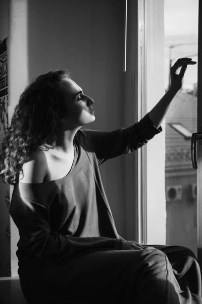 Beautiful Woman Curly Hair Sitting Windowsill — Stock Photo, Image
