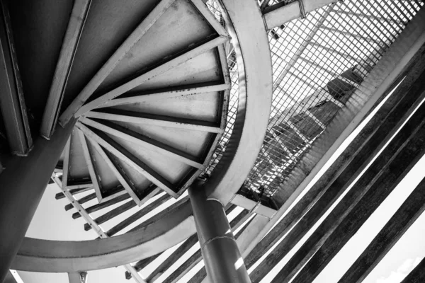 Metalltreppe Mit Schatten — Stockfoto