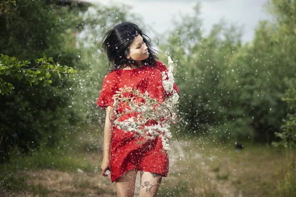 Menina Feliz Campo Dia Verão — Fotografia de Stock