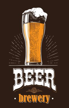 bira cam bira ile dolu. Vintage vektör oyma kroki çizim web, poster, partiye davet için. İzole el çekilmiş tasarım öğesi