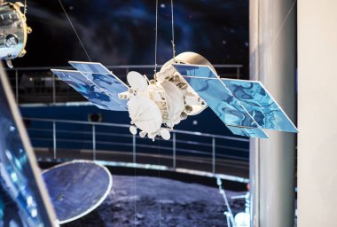 Derin uzay sondası aktaran veri ve bilgi.