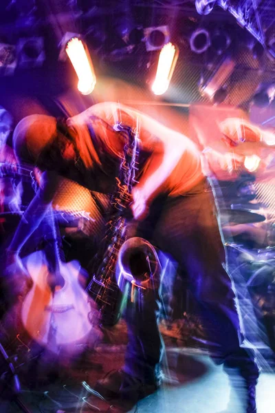 Músico Con Sax Fotografiado Con Efecto Explosivo Luces Movimiento — Foto de Stock
