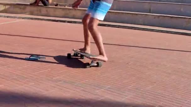 Krzywe prędkości z longboard — Wideo stockowe