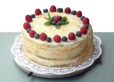 lezzetli çok renkli doğum günü pastası