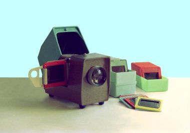Slaytlar için retro optik projektör