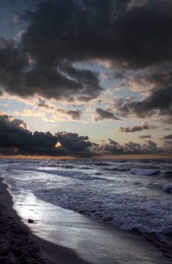 gün batımı ile akşam pitoresk manzara