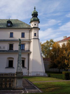 Krakow 'da Skalka adında Paulinite Katolik Manastırı.