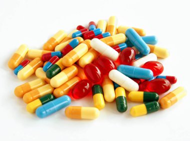 İlaçlar çok renkli kapsüller olarak kapanır