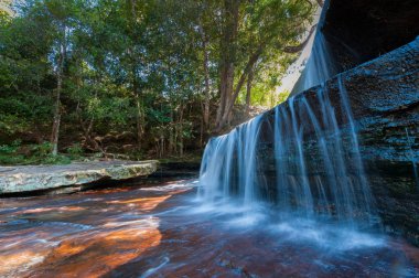 Manzara şelale Phu Kradueng Milli Parkı, Tayland