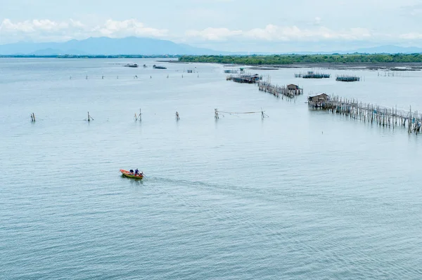 Barco Correndo Mar Com Fazenda Pescadores — Fotografia de Stock