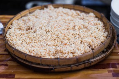 bambu threshing sepeti nde gevrek beni yakın çekim