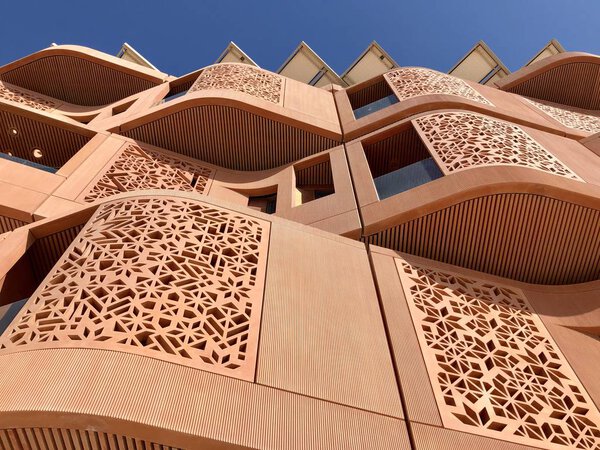 Масдар-Сити, Абу-Даби, ОАЭ - апрель 2019 года
