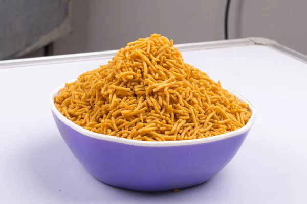 Kartoffel Bhujiya Oder Aloo Bhujiya Oder Sev Namkeen Purpal Schale — Stockfoto