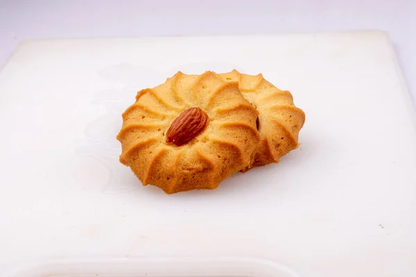 Biscoito de frutas secas assadas na bandeja de plástico — Fotografia de Stock